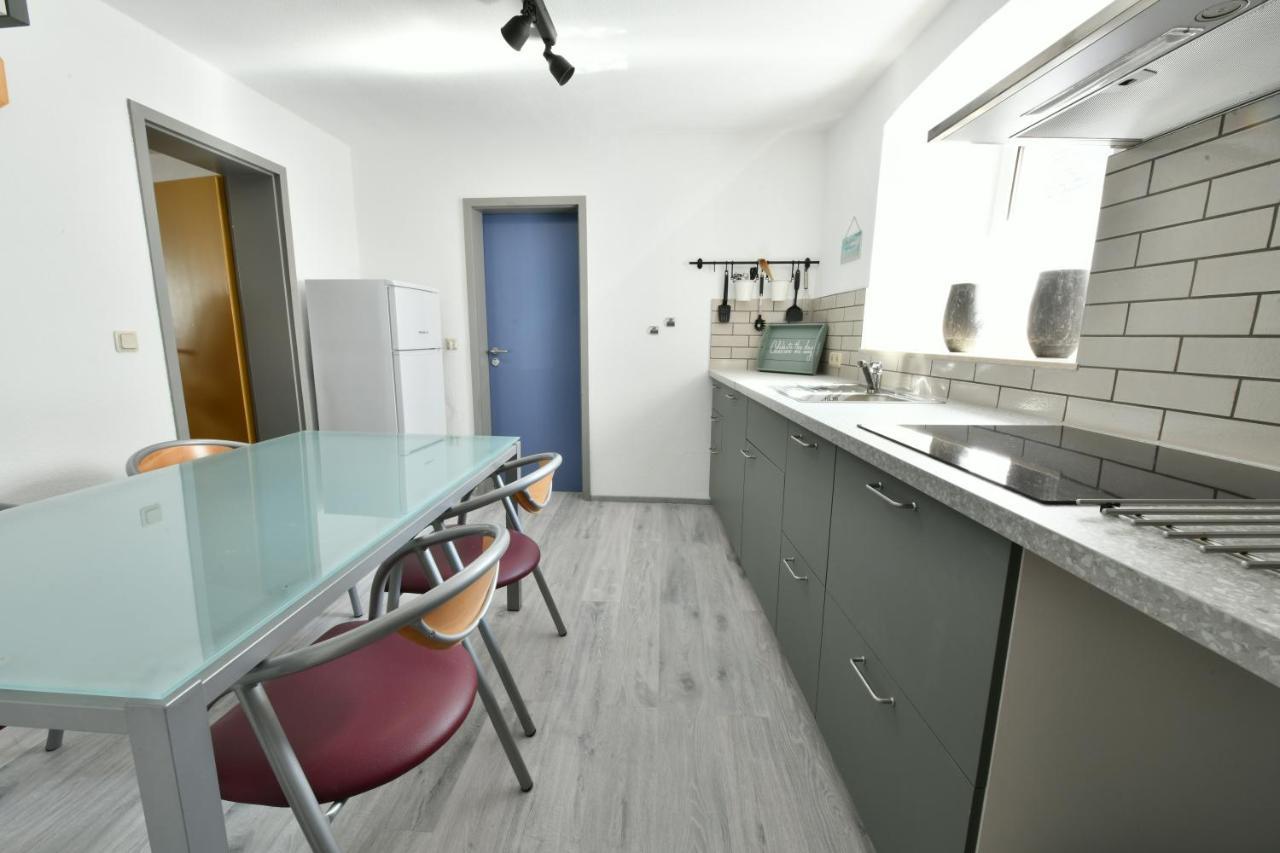 Um Die Ecke Apartment มานเดอร์ไชด์ ภายนอก รูปภาพ