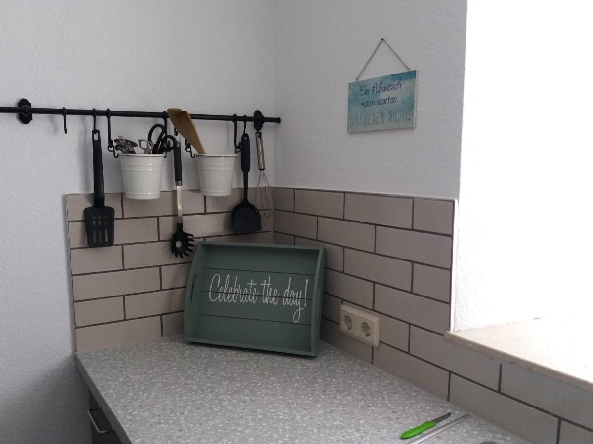 Um Die Ecke Apartment มานเดอร์ไชด์ ภายนอก รูปภาพ